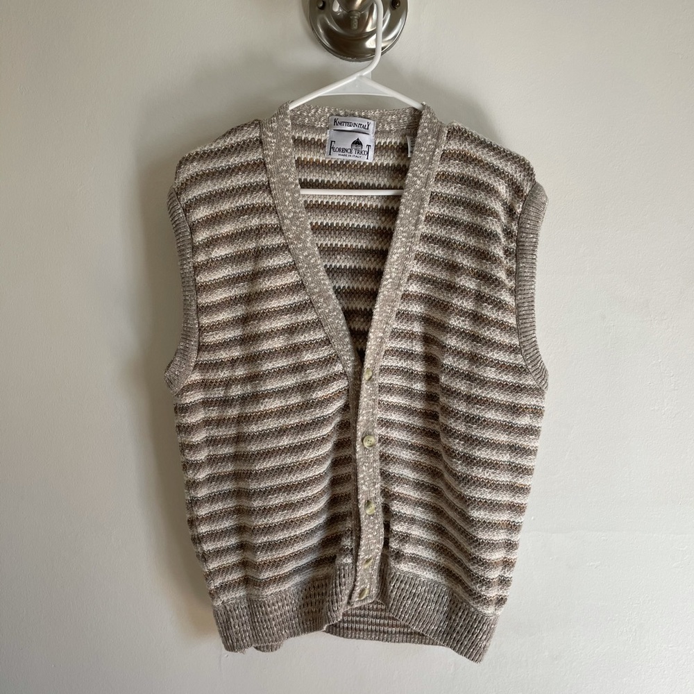 Oversized knit vest